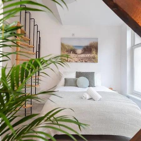 New Scheveningen Family 180d Modern Floor