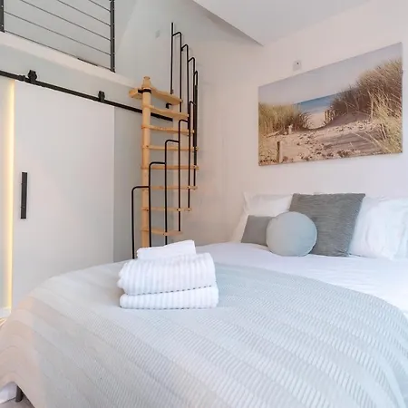 New Scheveningen Family 180d Modern Floor Apartament Haga
