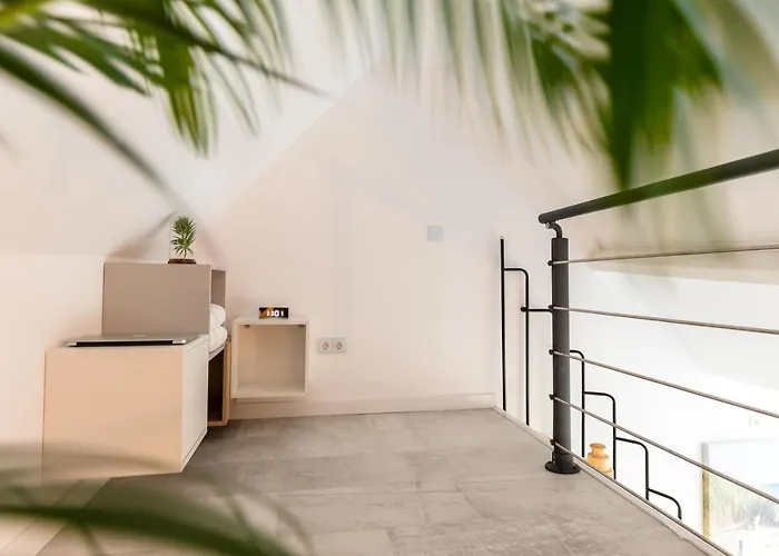 New Scheveningen Family 180d Modern Floor Lahey